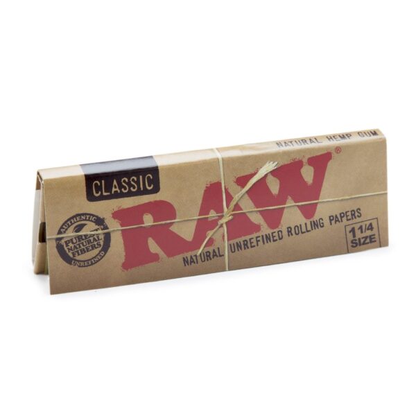buy RAW Classic 1 1/4in Rolling Papers online